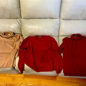 6 Benetton colourful, wool sweaters.